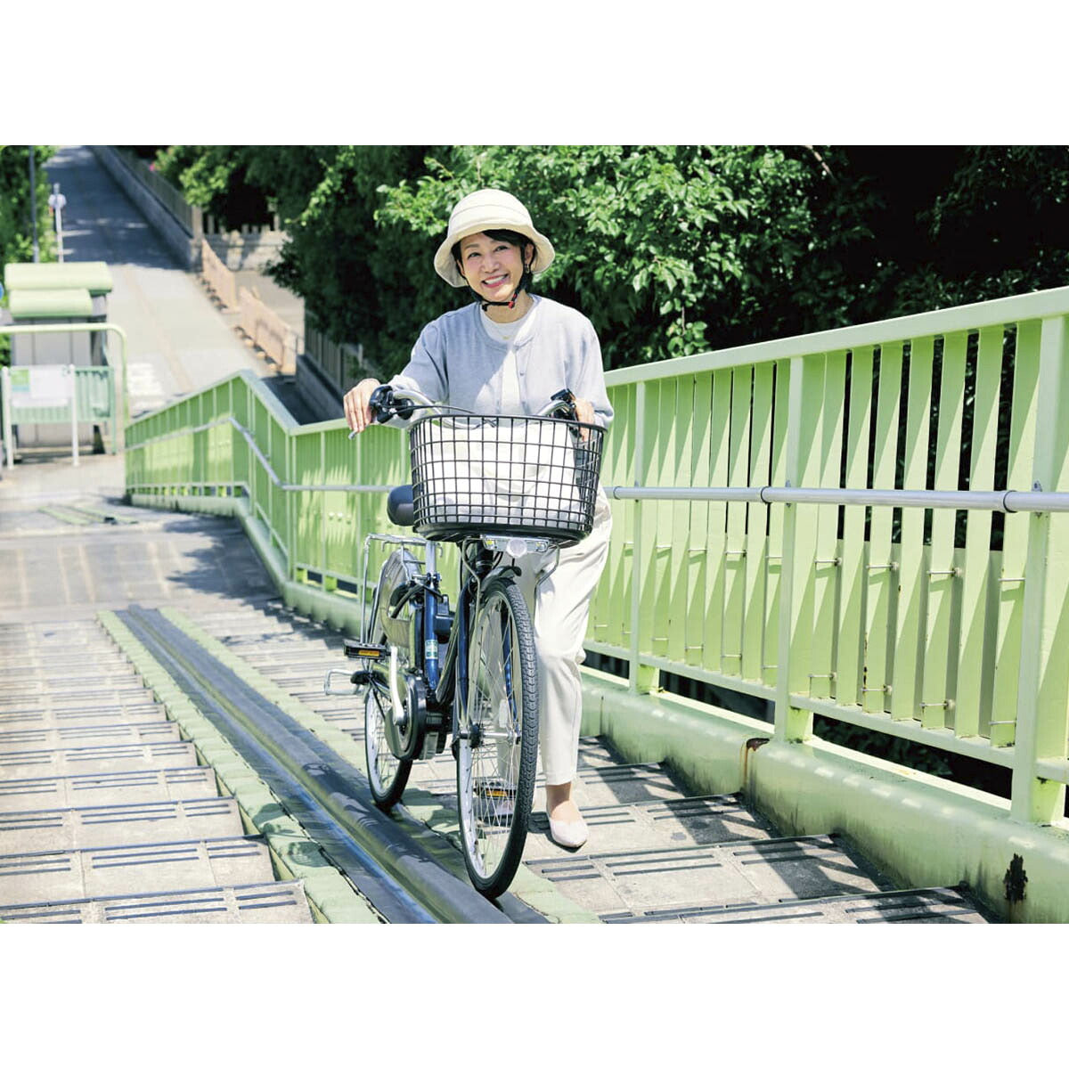 店頭受取限定 電動自転車 小径自転車 パナソニック ビビL20 押し歩き 20インチ 12.0Ah 2027 Panasonic 電動アシスト自転車 [BE-FLW034]